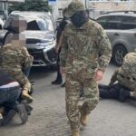 ДБР затримало військового та його спільника за організацію переправлення ухилянтів за $50 000