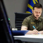 Зеленський ввів у дію рішення РНБО щодо забезпечення витрат на оборону