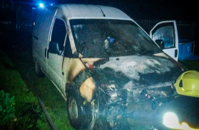 У Дрогобицькому районі горів автомобіль "Peugeot"