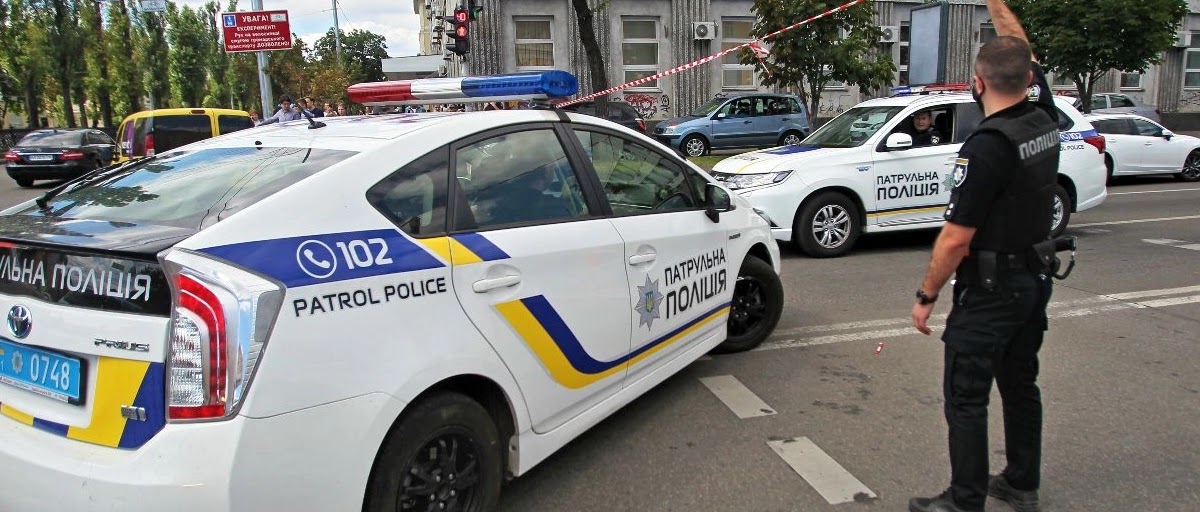 Київська поліція стріляла в авто ухилянта