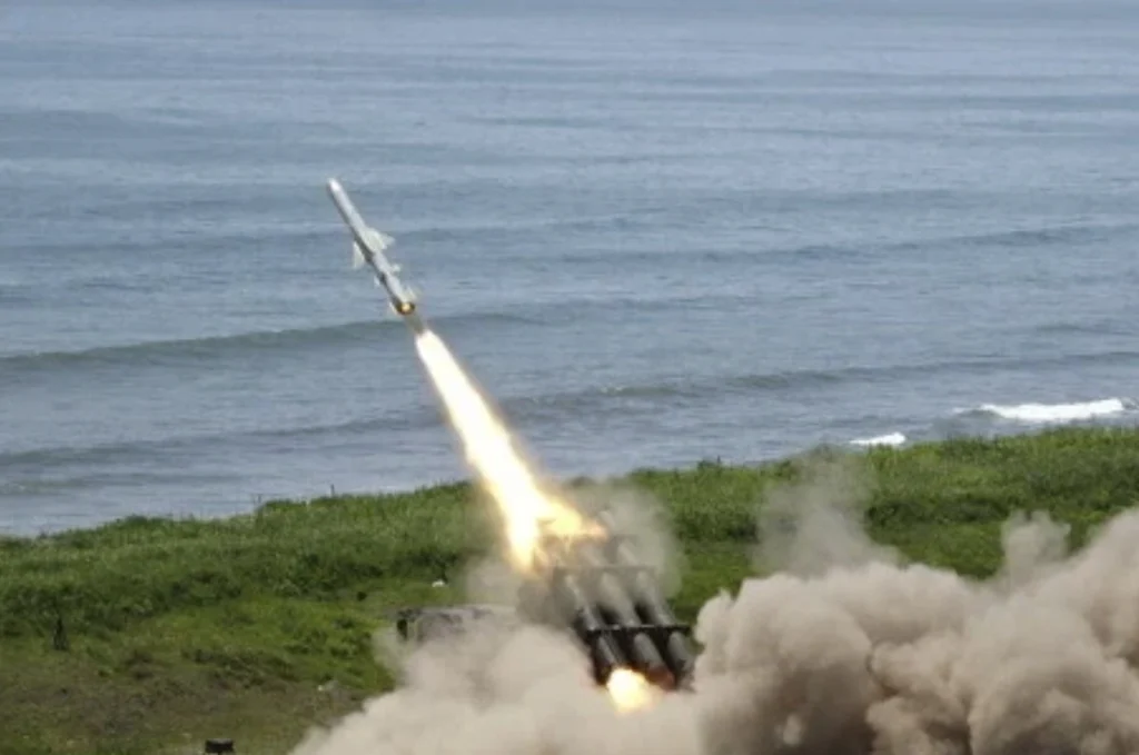 Японці вперше запустили ракету з комплексу Type-88 з власної території