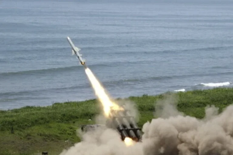 Японці вперше запустили ракету з комплексу Type-88 з власної території