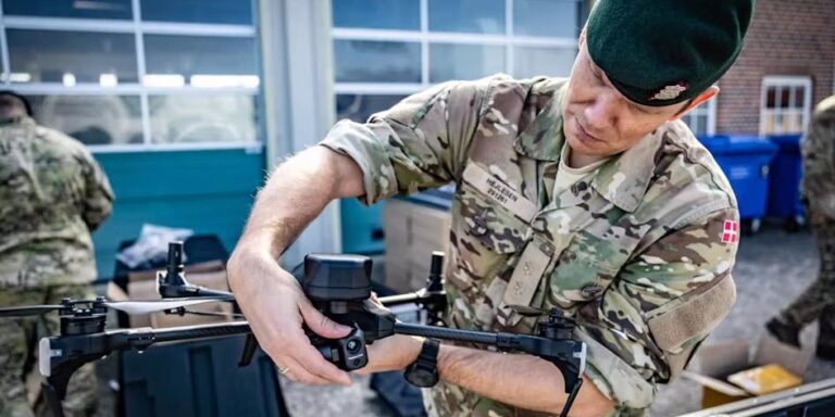 Данія відправляє солдатів в Україну вчится дроновій війні