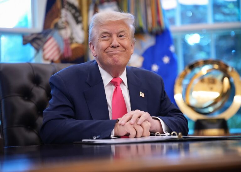 Трамп почав готовати зустріч Зеленського і Путіна