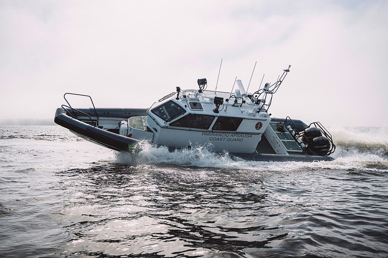 Російський підводний дрон міг проникнути в територіальні води Литви