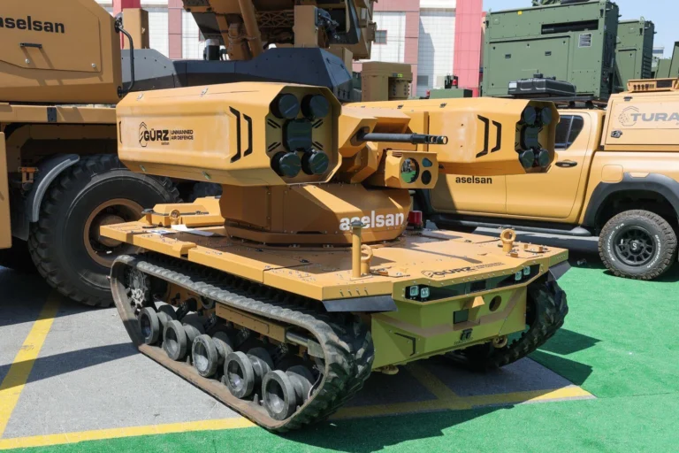 ASELSAN представила наземний дрон GÜRZ з ракетами проти авіації